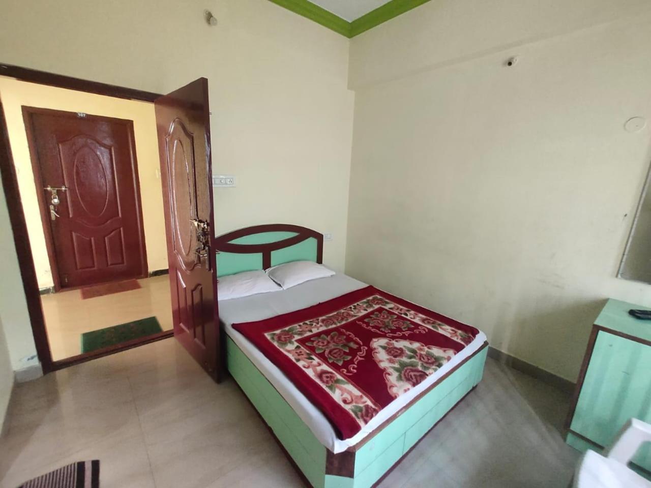 Hotel Ruchi Yercaud Dış mekan fotoğraf